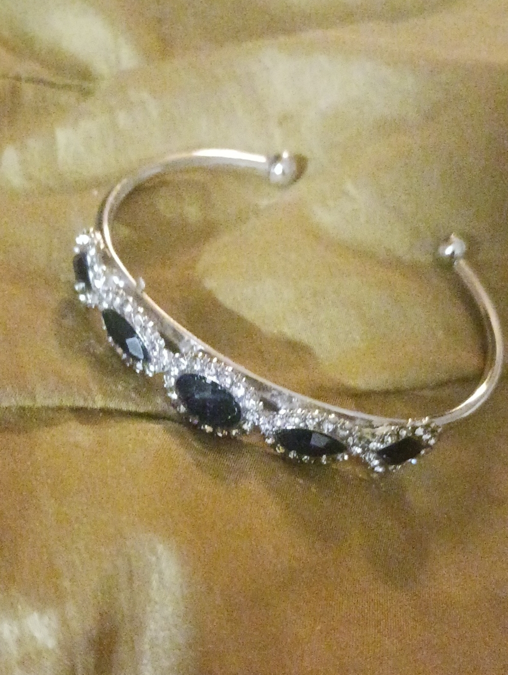 Elegant Black Stone Cuff Bracelet by